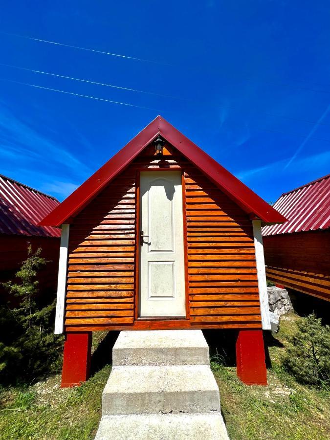 Vikendica,Bungalovi Lipska Pecina Cetinje Exterior photo
